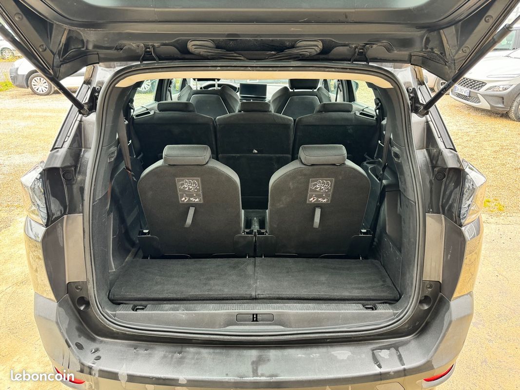 Peugeot 5008 Active Business 1.5 HDi 130CV BVA8 2021