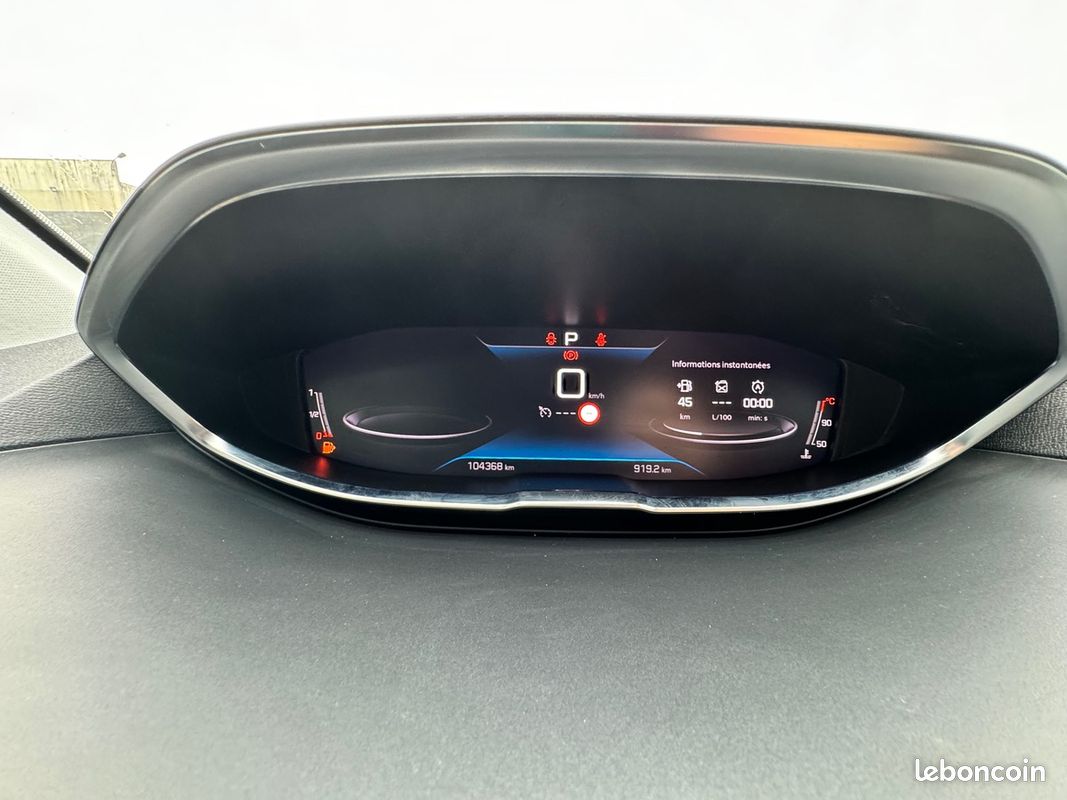 Peugeot 5008 Active Business 1.5 HDi 130CV BVA8 2021