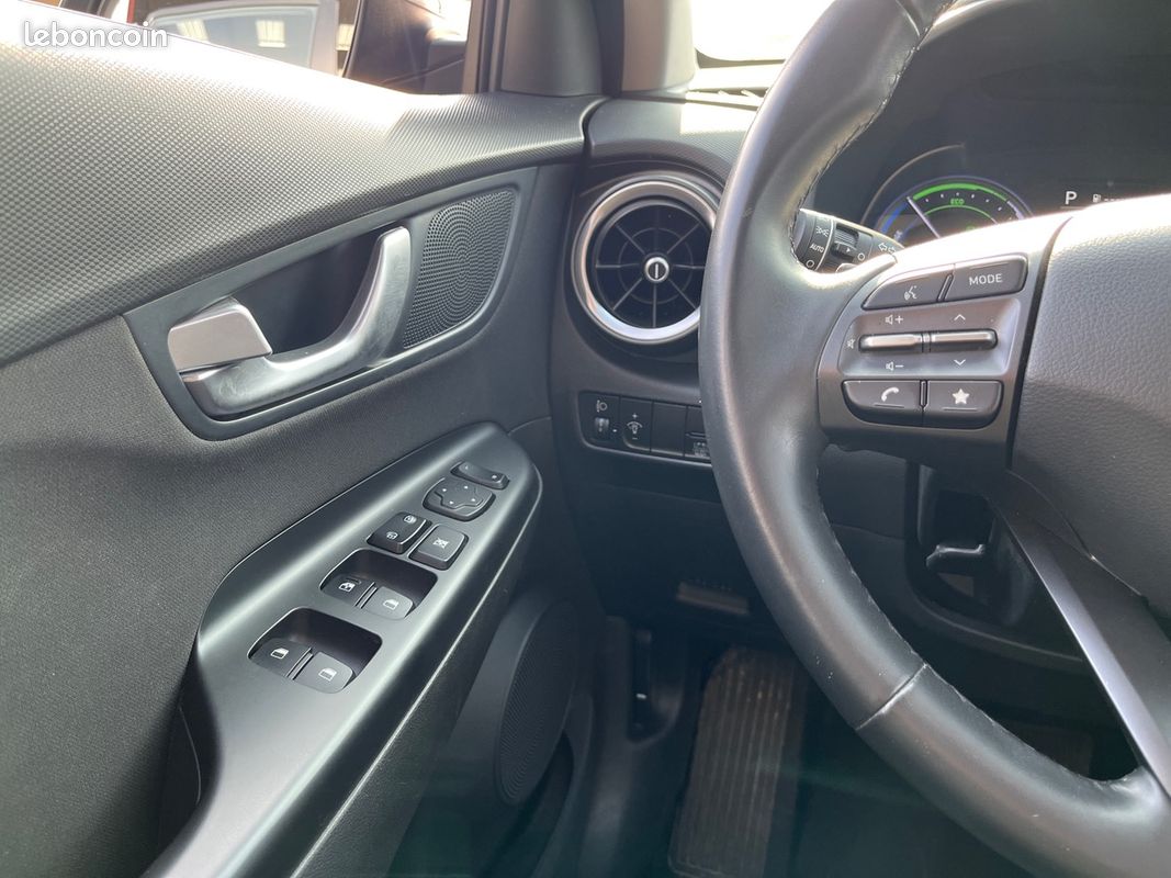 Hyundai Kona 1.6 HYBRID 141CV INITIA HEV 2023