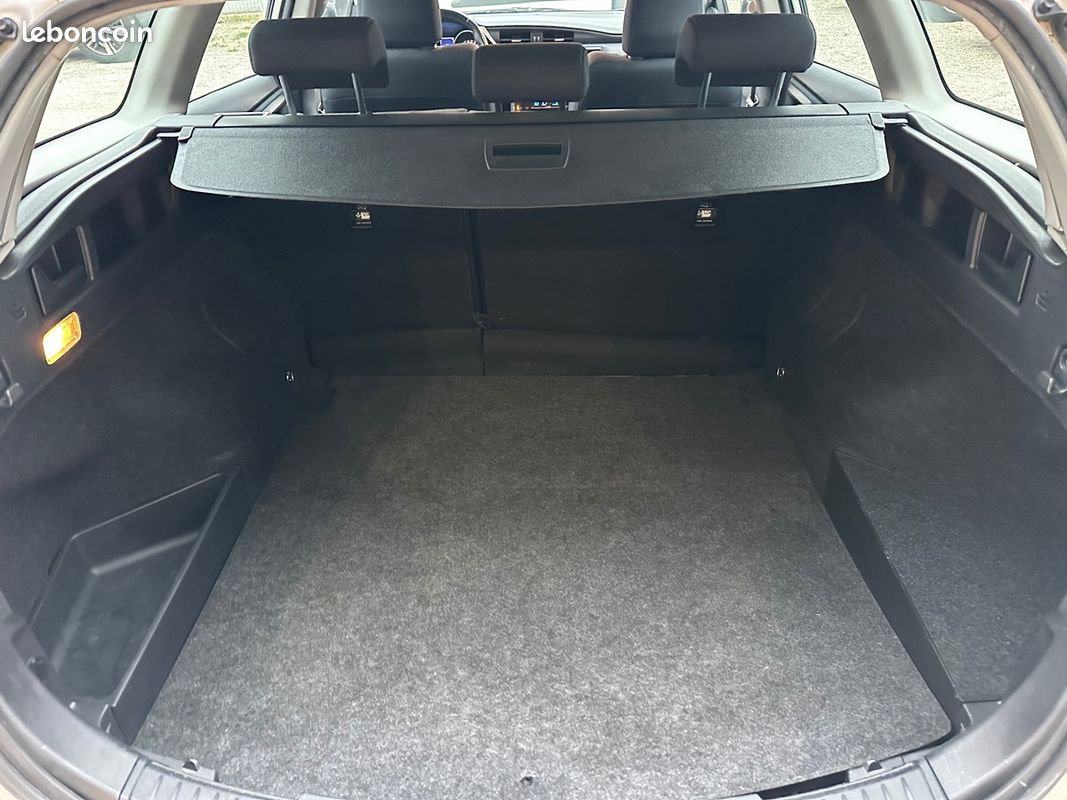Toyota Auris TOURING HYB 136 TENDANCE