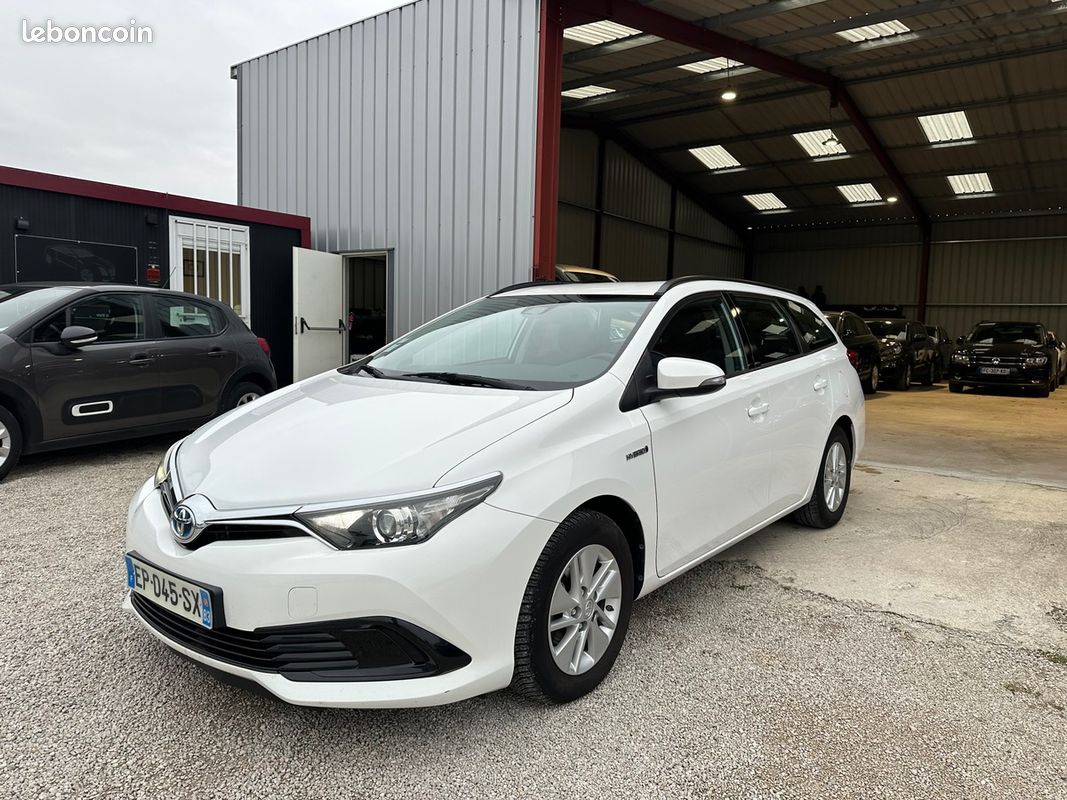 Toyota Auris TOURING HYB 136 TENDANCE
